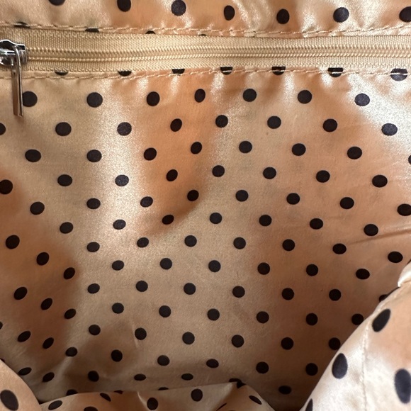 Beautiful, classy, stunning handbag - Picture 4 of 7